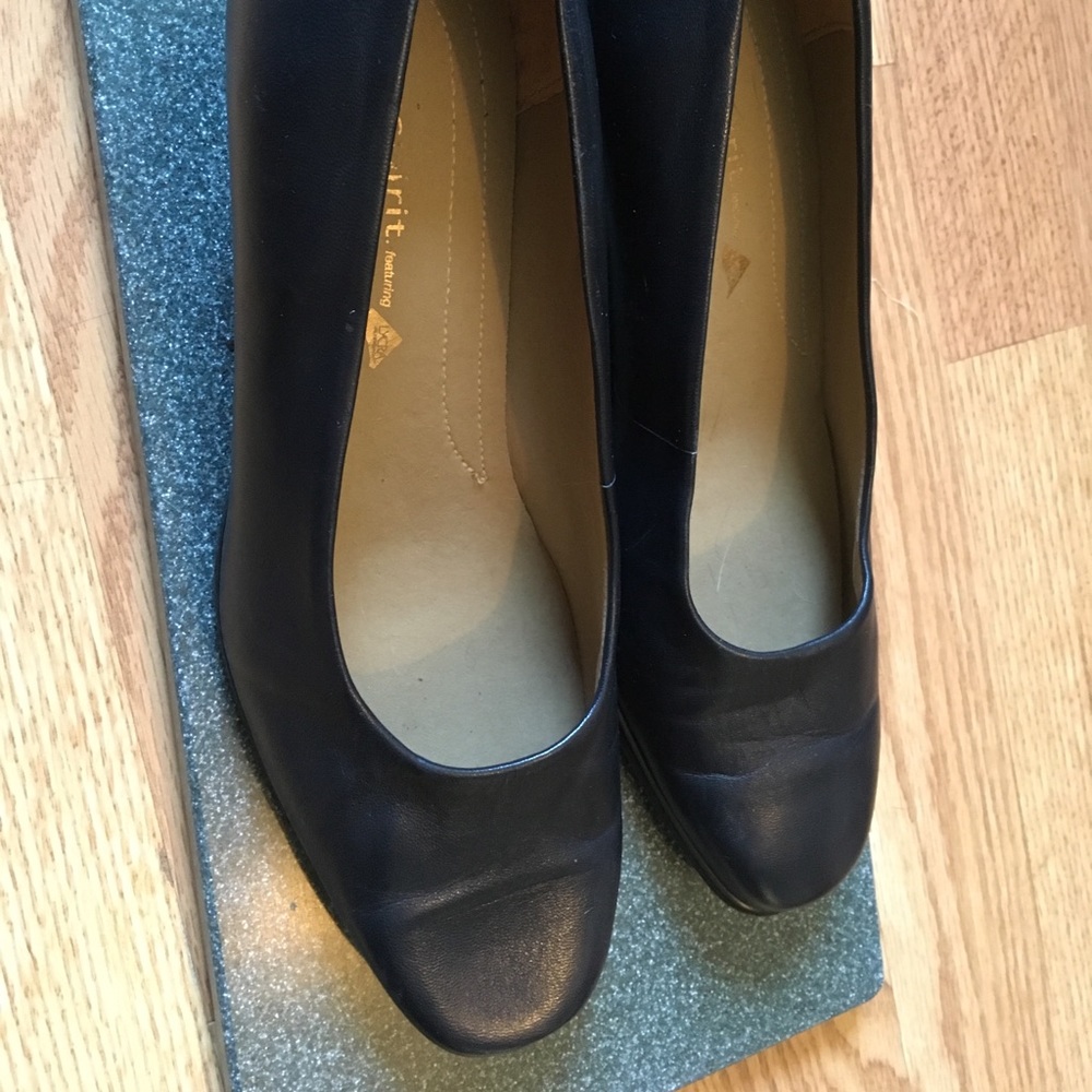 Square heel dress pump, size 7, Easy Spirit